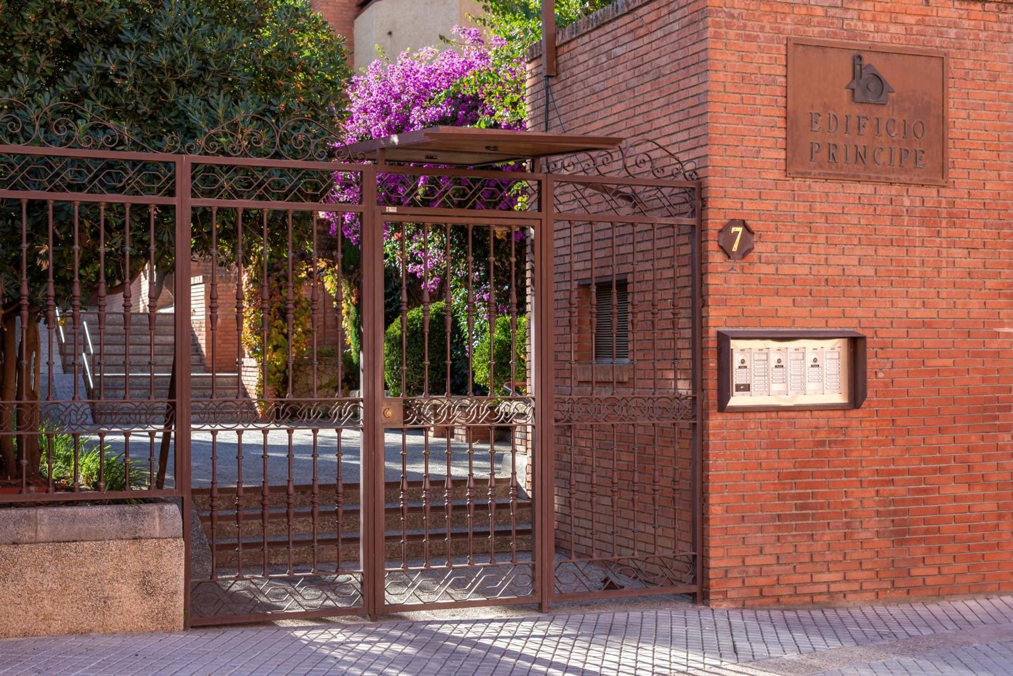 Mrs Apartamento Vistas Sierra Nevada Con Parking Granada Luaran gambar